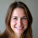 Retrato de Laura G., cliente satisfecha.